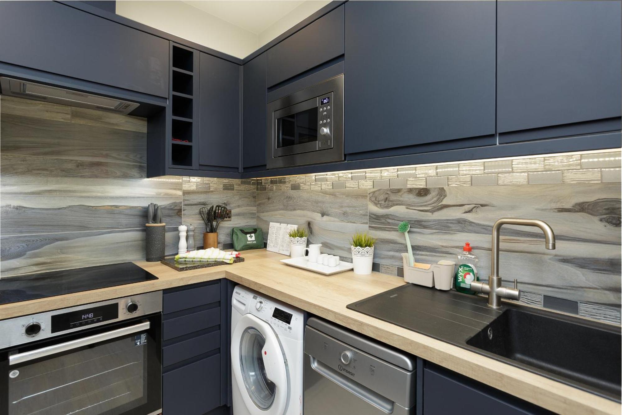 Stopover At Seabird Apartments Central Southsea Portsmouth Room photo
